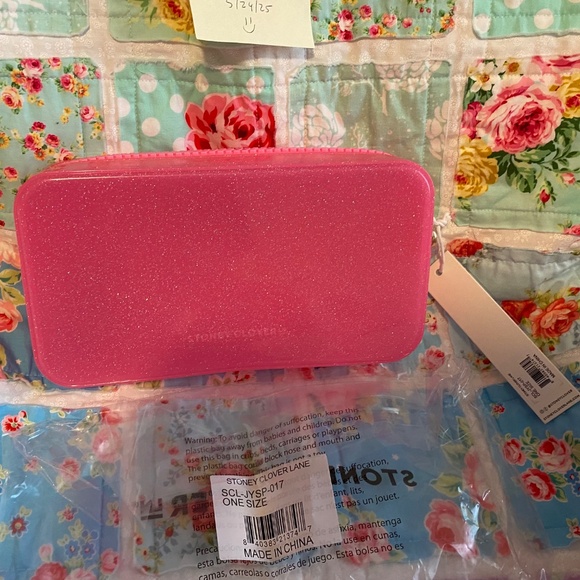 New small jelly pouch in Bubblegum - Picture 2 of 3